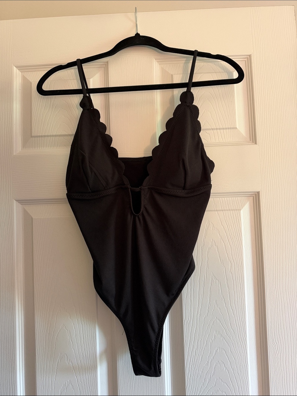Women’s SHEIN Black Scallop-Trim One-Piece Swimsuit
